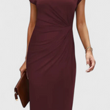 Robe Midi Intemporelle Katrina avec Col Rond et Détail Drapé