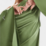 Robe Maxi Asymétrique Keisha à Épaule Unique avec Taille Sculptée