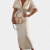 Robe Emryn Douce avec Nœud Croisé