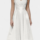 Everleigh Robe Longue avec Broderies et Coupe en A