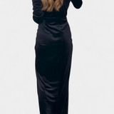 LaVerna Robe Longue en Velours Doré avec Col en V