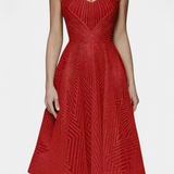 Everleigh Robe Longue avec Broderies et Coupe en A