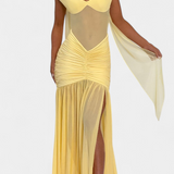 Robe Longue Therese en Milk Silk avec Décolleté Profond et Fronces Sculptés